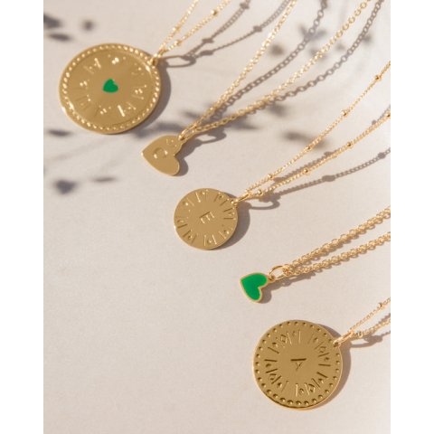 Médaille Maria en émail vert et or fin 24 carats - émoi émoi