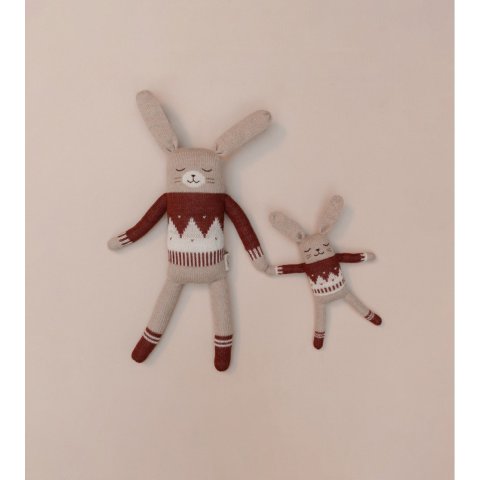 Grand doudou lapin, pull jacquard sienne en laine d'alpaga
