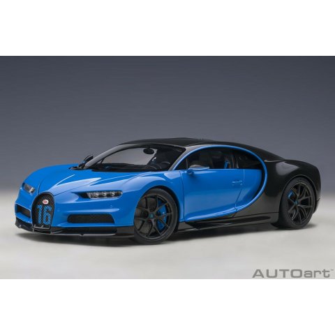 BUGATTI Chiron Sport (French Racing Blue/Carbon) - 1:18 AUTOART 70997