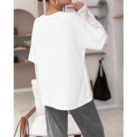 T-SHIRT à manches en dentelle