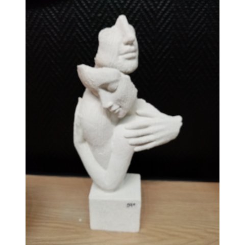 Statue couple Enlacé blanc