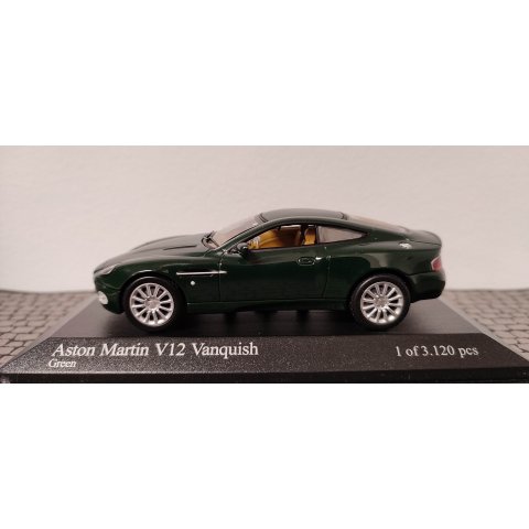 Aston Martin V12 Vanquish - 1/43 Minichamps 