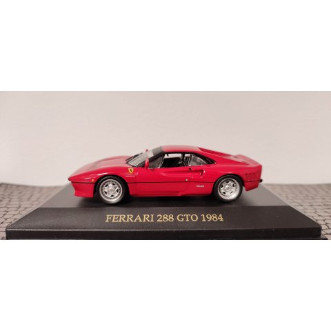 FERRARI 288 GTO "1984" red- 1/43 IXO HotWheels 