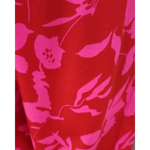 Pantalon femme fluide rouge fleurs roses