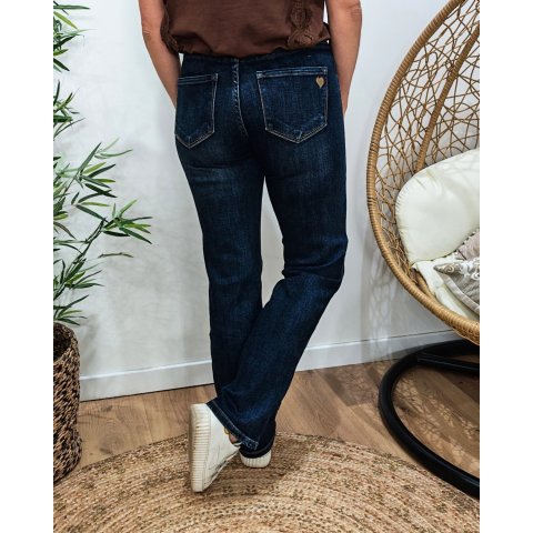 Jean femme droit bleu foncé coupe confort coeur brodé