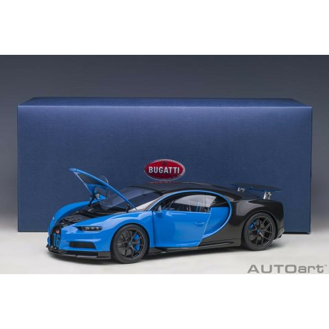 BUGATTI Chiron Sport (French Racing Blue/Carbon) - 1:18 AUTOART 70997