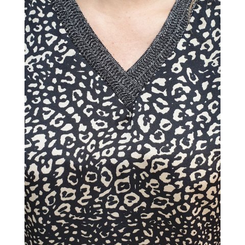 T-shirt imprimé léopard noir col V pailleté