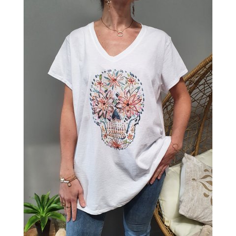 T-Shirt oversize blanc tête de mort fleurie multicolore et strass