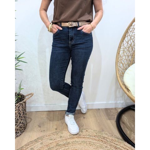Jean femme slim bleu foncé coupe confort push up