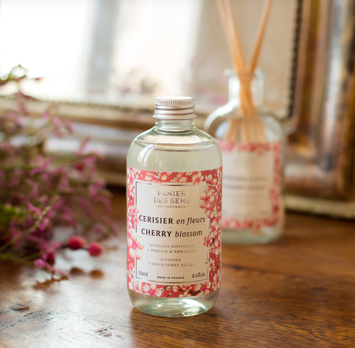 Recharge diffuseur et parfum d'ambiance Cerisier en fleurs 250 ml Panier  des sens - 303068